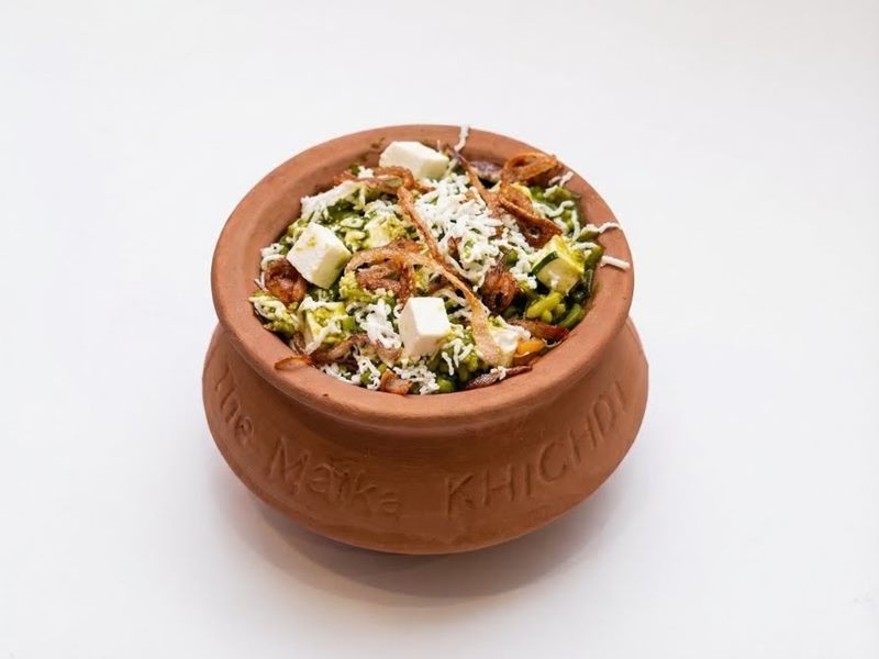 Matka Khichdi food